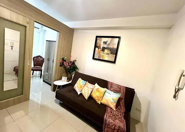 Staycation Pasay Near Airport & Mall Of 1598 Hébergement de vacances *